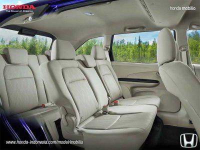 Tempat Duduk New Honda Mobilio tipe E Malang