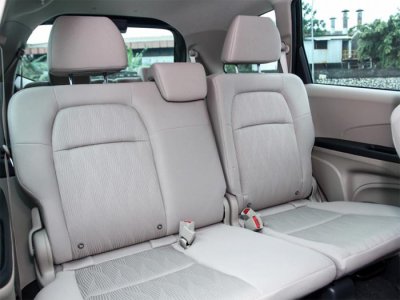 Jok Tempat Duduk Kedua New Honda Mobilio tipe E Malang